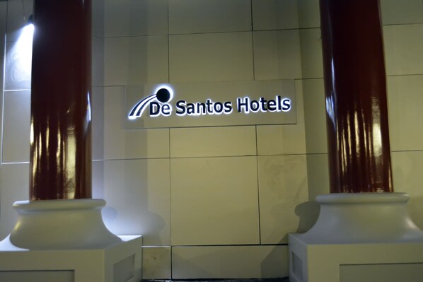 Exterior - De Santos Hotel Awka (Awka)