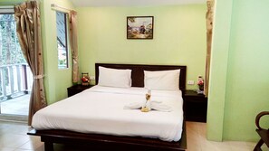 Standard Double Room | Minibar, desk, free WiFi