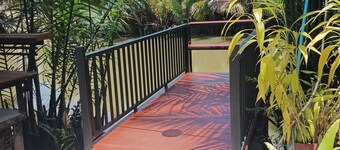 Rim Nam Lomyen Resort