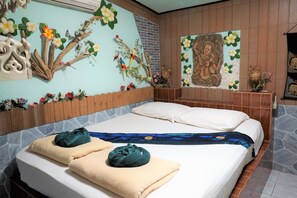 Free WiFi - Ruenrimkwai Resort (Sai Yok)