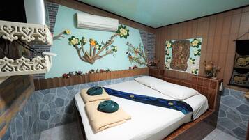 Standard Room | Free WiFi