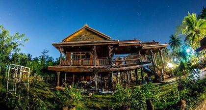 Ruean Thai Nai Bang by Pansak Resort