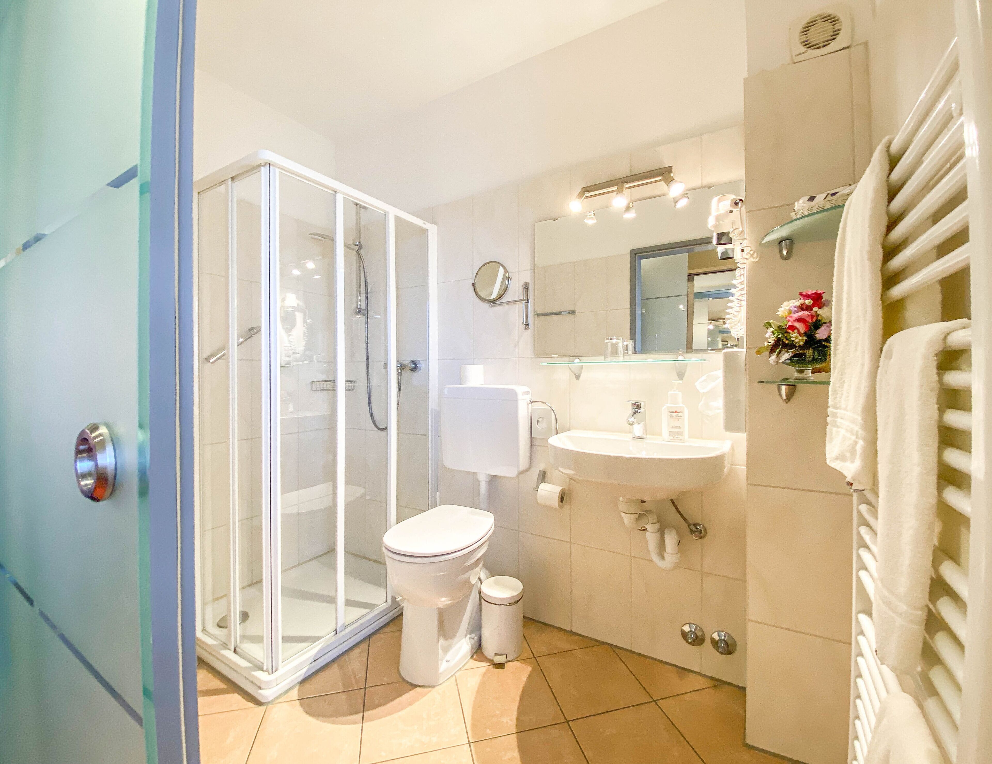 comfort double room single use | bathroom | free toiletries, hair dryer, slippers, towels