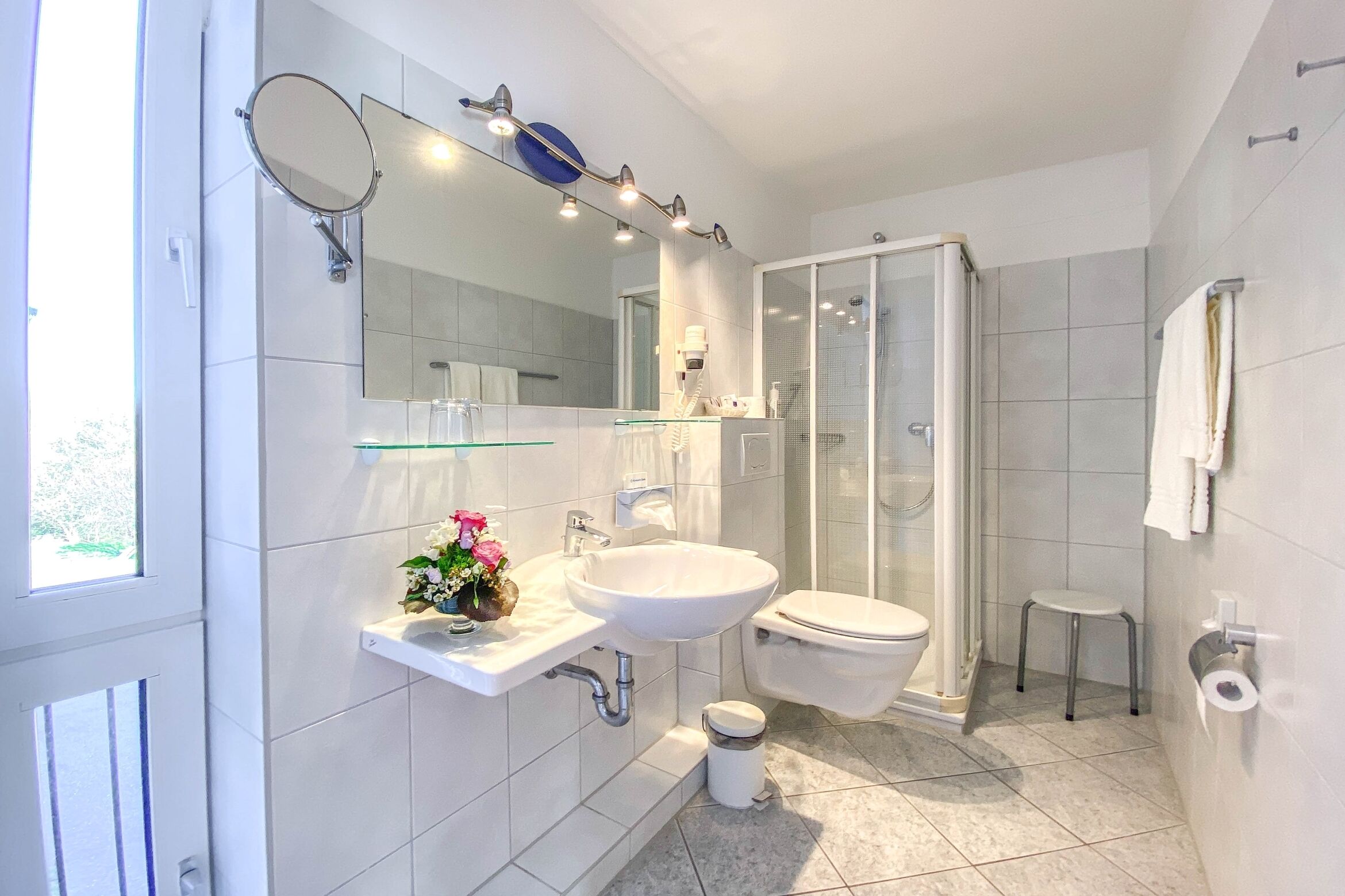 comfort double room, non smoking | bathroom | free toiletries, hair dryer, slippers, towels