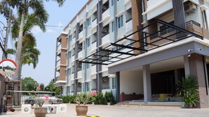 Bagian depan properti