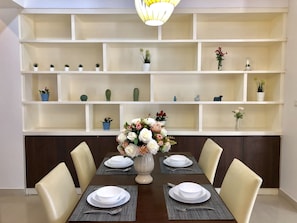 Family Penthouse, 2 Bedrooms, City View | In-room dining