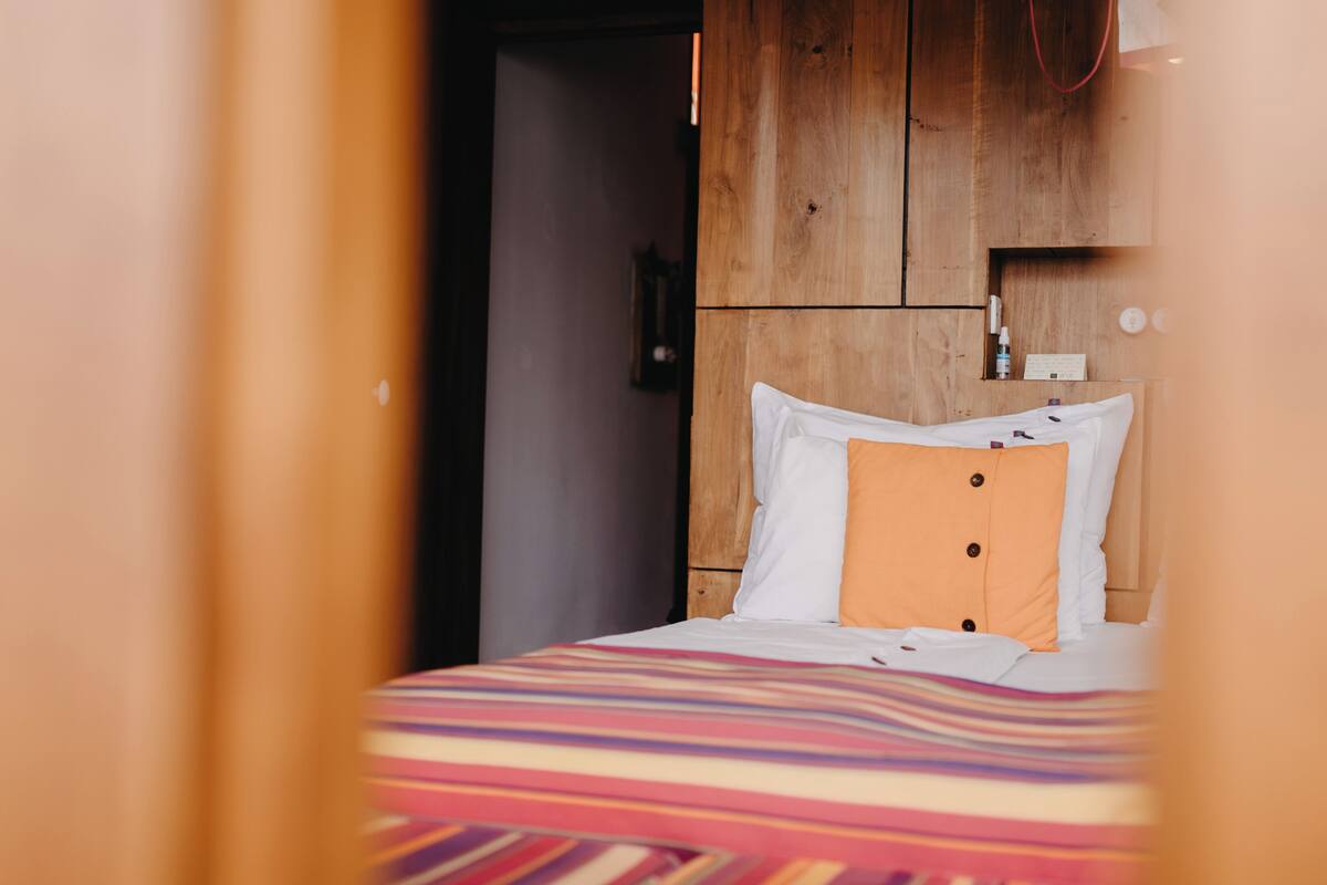 Egyptian cotton sheets, premium bedding, minibar, in-room safe