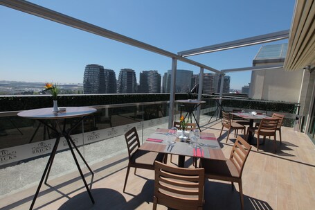 Bricks Hotel Istanbul - Image 21