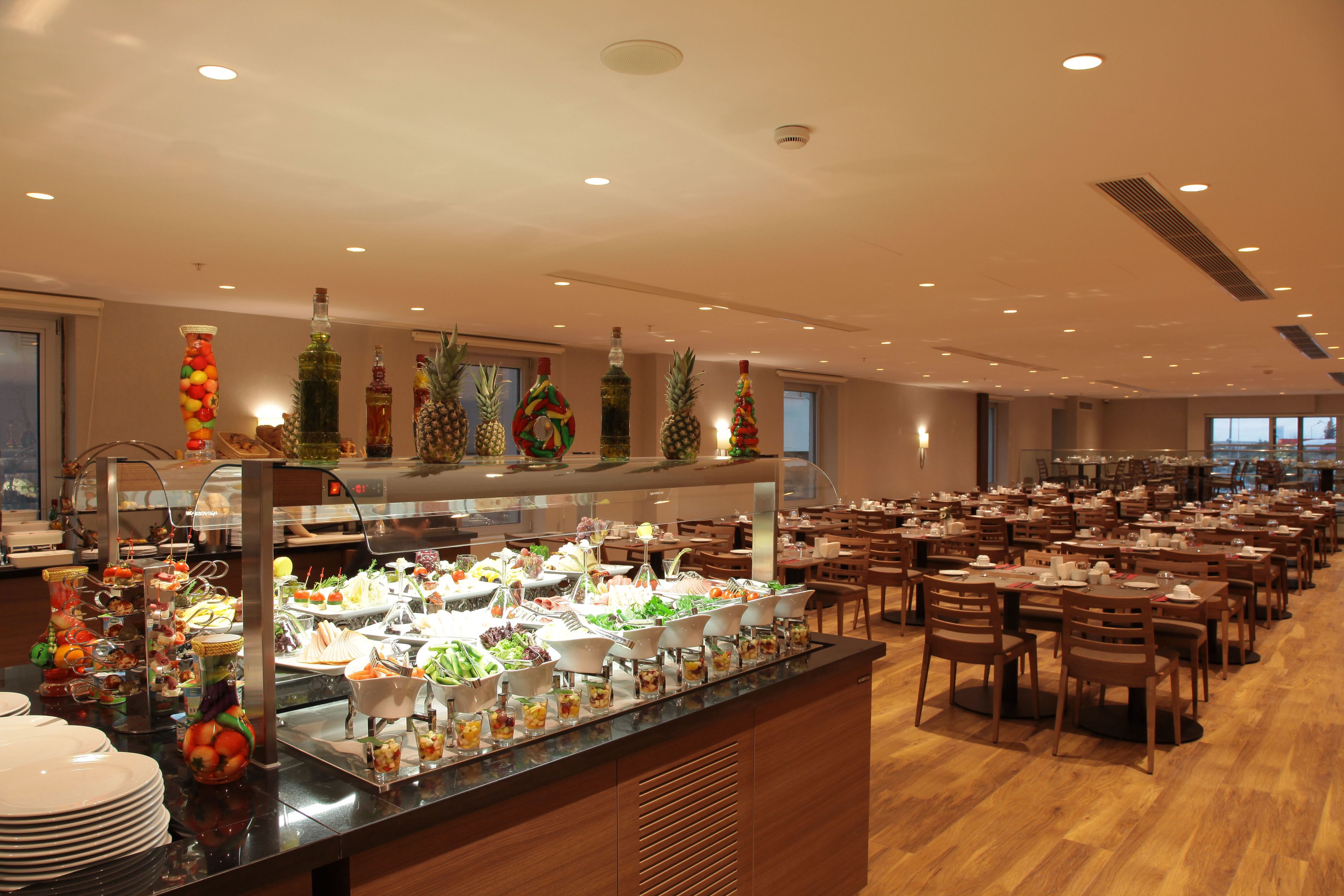 Daily buffet breakfast (EUR 15 per person)