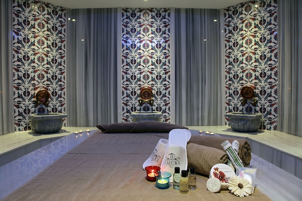 Sauna, baño de vapor, baño turco o hammam y tratamientos corporales