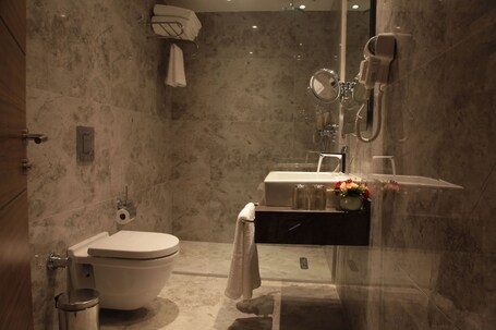 Bricks Hotel Istanbul - Image 43