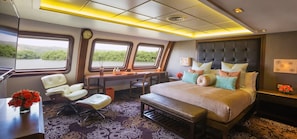 Junior Suite, River View | Premium bedding, minibar, in-room safe, desk