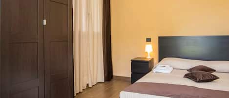 Minibar, in-room safe, desk, soundproofing