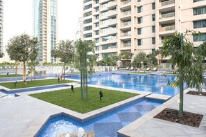 2 outdoor pools - Dream Inn Dubai Apartments - 29 Boulevard (Dubai)