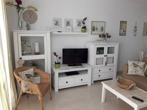 Appartement, 1 chambre | Restauration dans la chambre