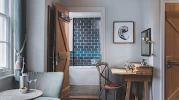 Double Room | Room amenity