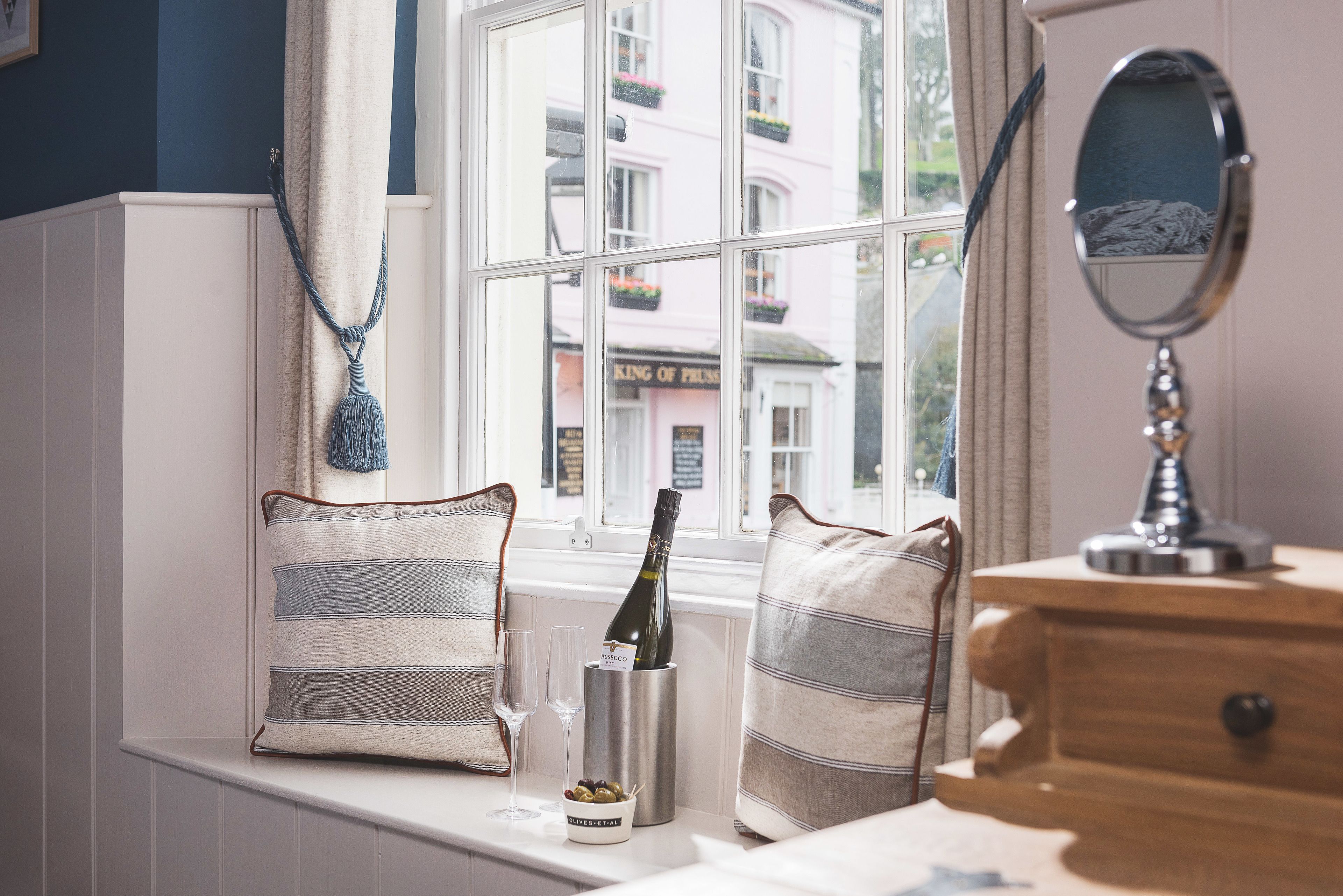 Room amenity