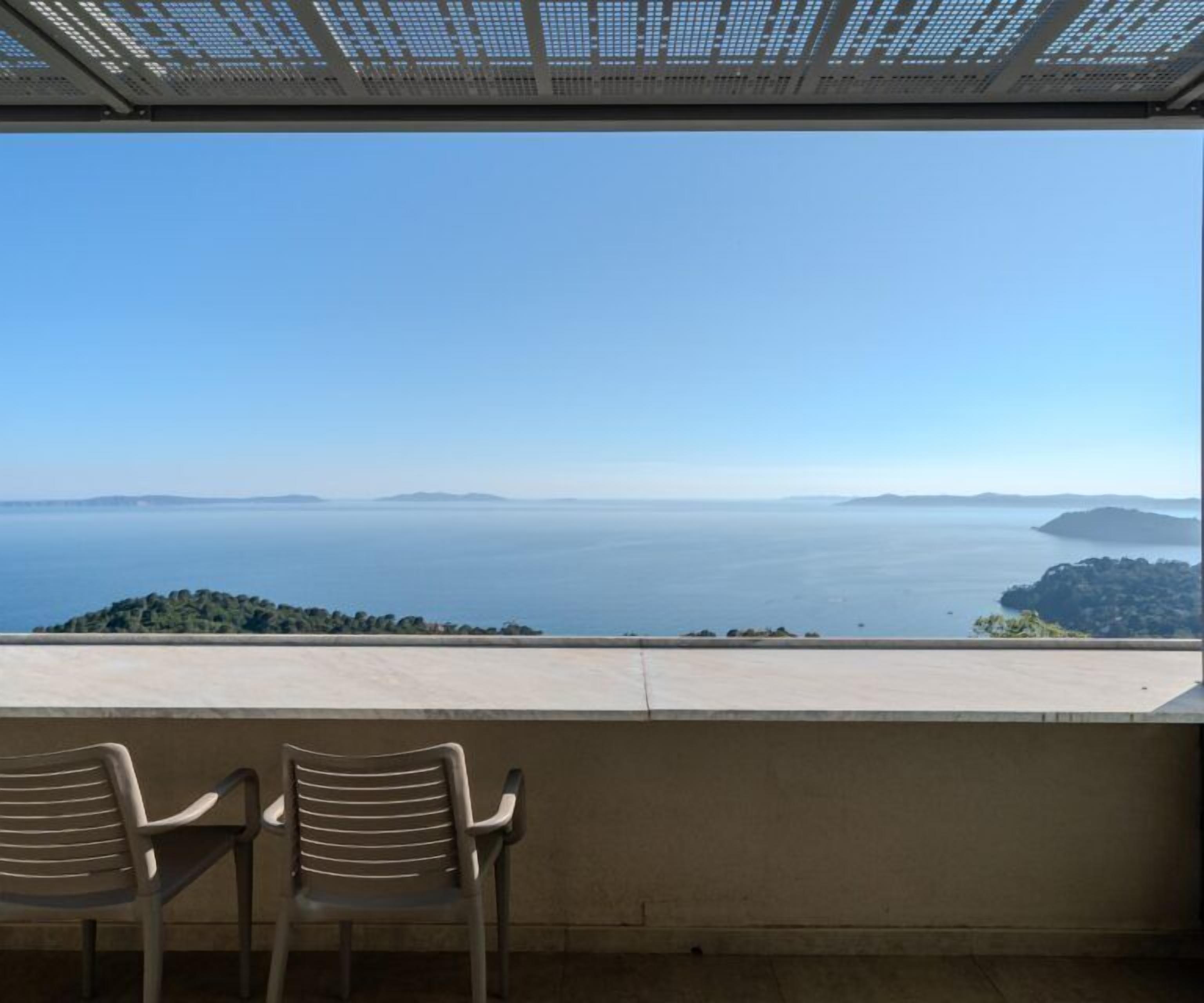 Junior Suite, Sea View | Hypo-allergenic bedding, minibar, in-room safe, desk