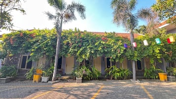 Fachada da propriedade