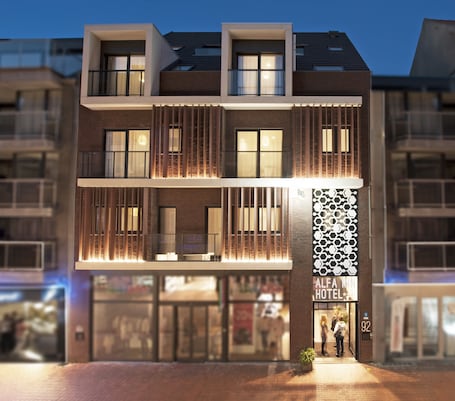 Front of property - evening/night