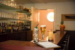 Bar (on property) - Hotel Alfa Inn (Blankenberge)