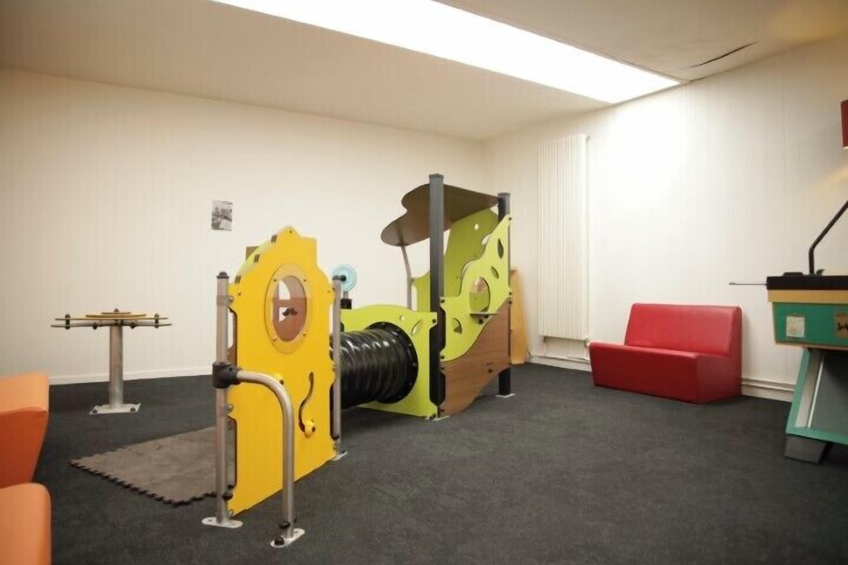 children’s play area – indoor