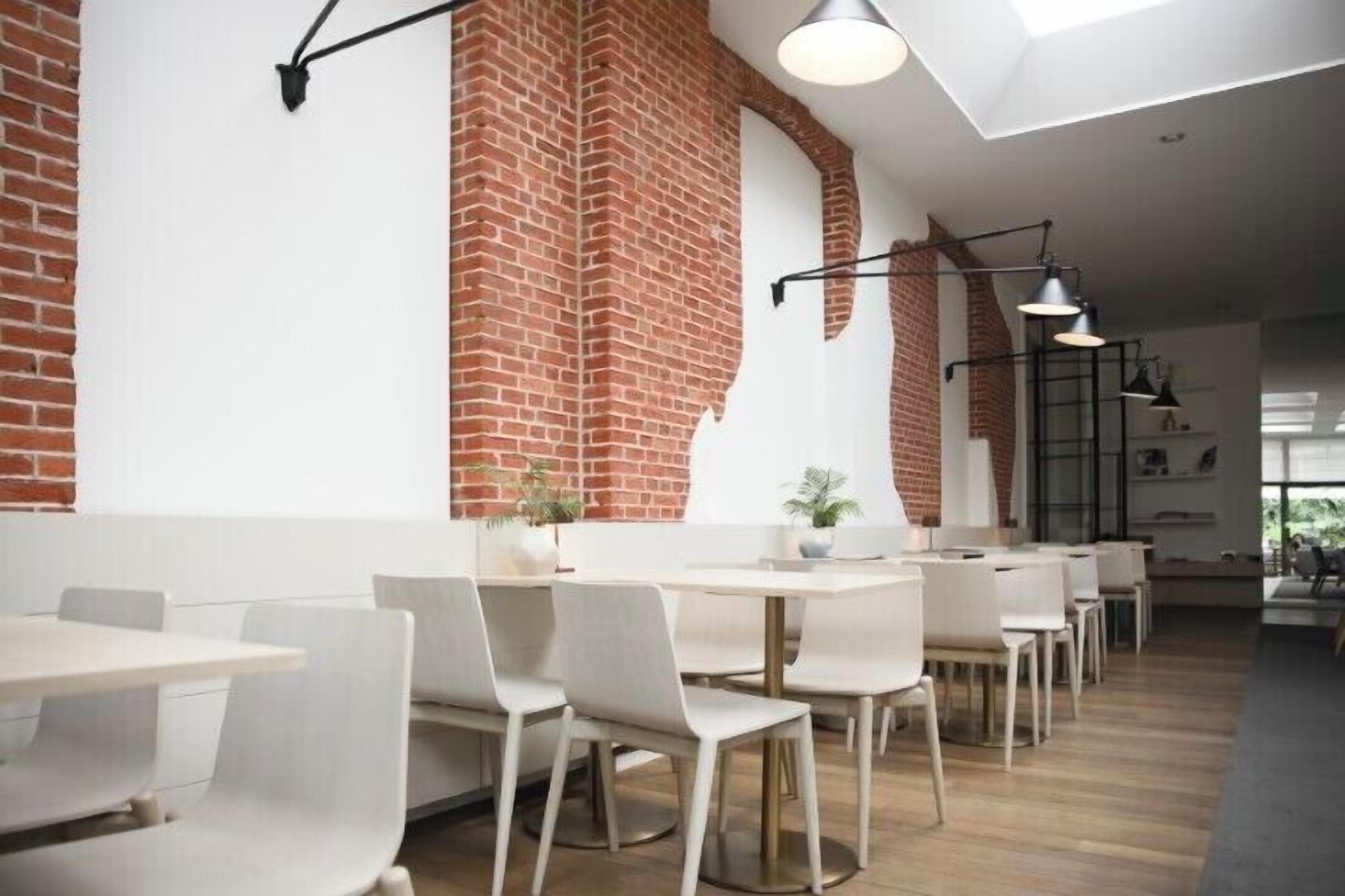 Bar lounge