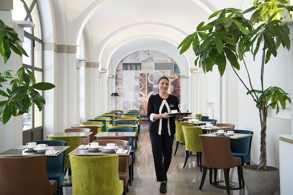 Tägliches inbegriffenes Frühstücksbuffet
