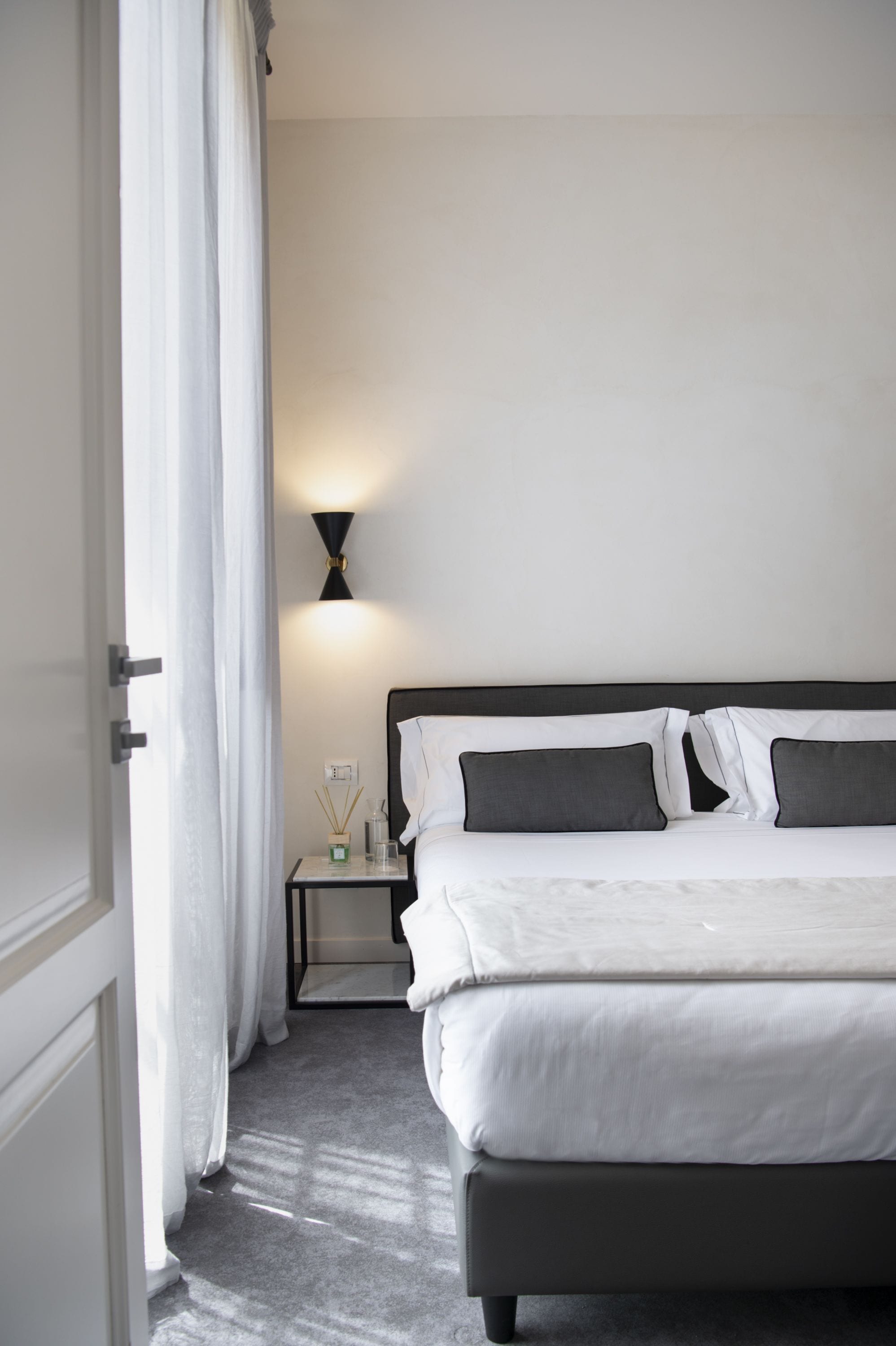 minibar, in-room safe, desk, free wifi