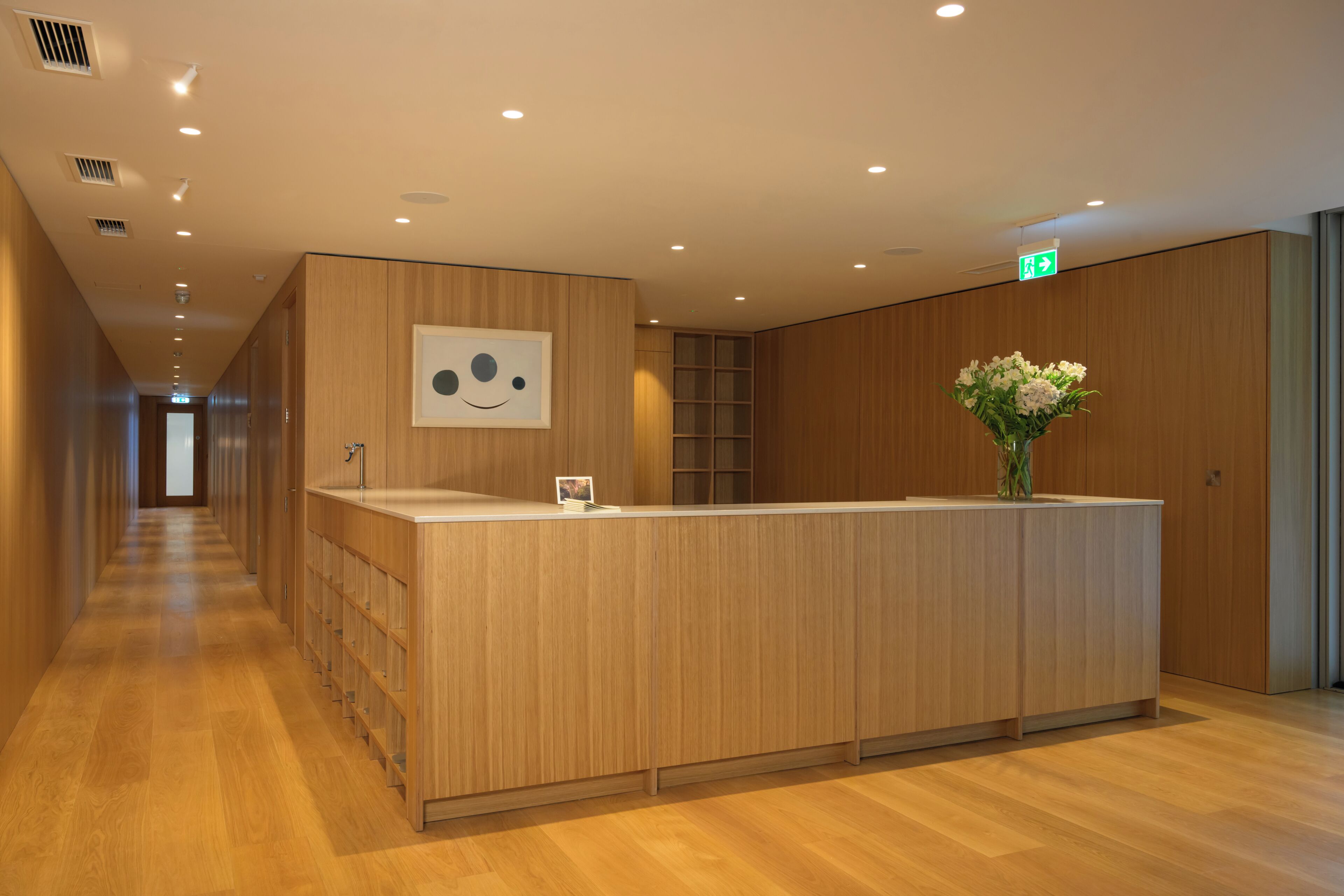 Couples treatment rooms, sauna, hot tub, steam room, hot springs
