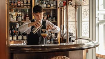 Bar (en el alojamiento)