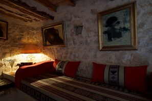 Suite Junior, vue montagne | Coin séjour