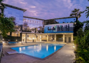 Outdoor pool - Silvanus Forest Retreat (Alibag)