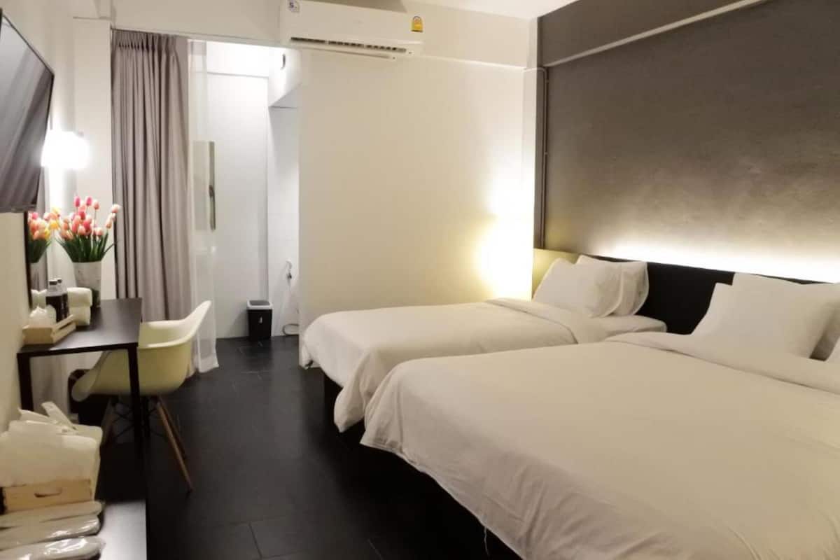 ห้องแฟมิลี่ | โต๊ะทำงาน, Wi-Fi ฟรี, ผ ้าปูที่นอน