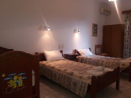 Estudio, cocina básica (for 2) | Cunas gratuitas