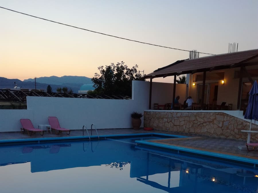 Piscine extérieure (ouverte en saison)