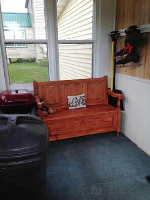 Standaard huisje, 4 slaapkamers, niet-roken (The Ramsay House Ramsay, MI) | Terras