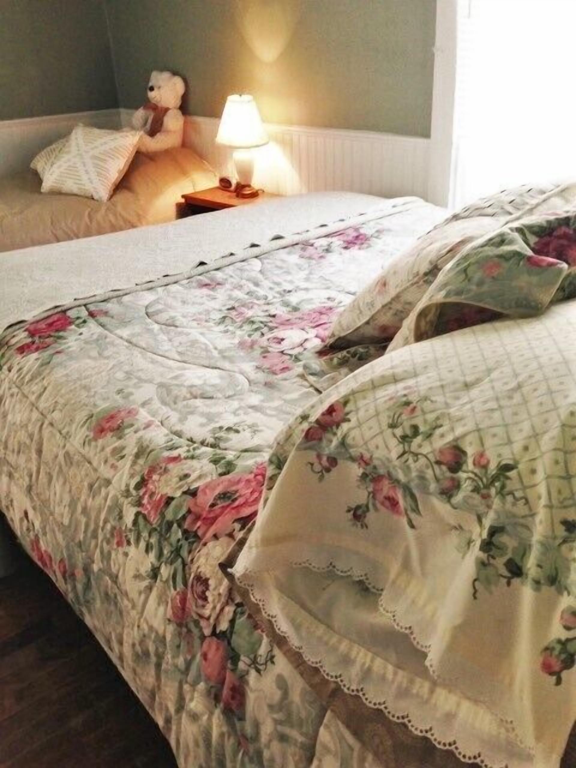 Standard Cabin, 4 Bedrooms, Non Smoking (The Ramsay House Ramsay, MI) | 4 bedrooms, free WiFi, bed sheets