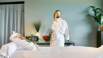 Couples treatment room(s), deep-tissue massages, massages