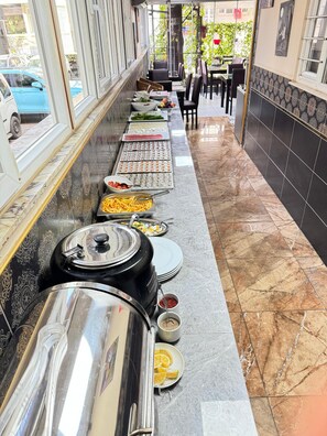 Daily full breakfast for a fee - Exporoyal Hotel (Antalya)