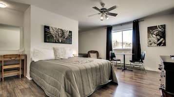 Bureau, chambres insonorisées, Wi-Fi gratuit