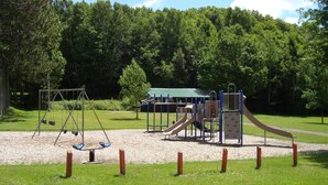BBQ/picnic Area - Gile Lake Getaway (Gile)