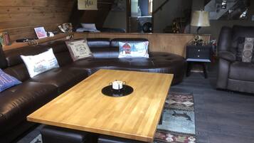 Chalet, 3 Bedrooms, Hot Tub (Chalet Du Lapin Big Powderhorn) | Living room | Flat-screen TV, fireplace, DVD player