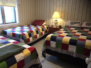 Maison économique, 3 chambres, non-fumeur (Cary Mine Hurley) | 3 chambres, lit d’appoint (gratuit), accès au Wi-Fi (inclus)