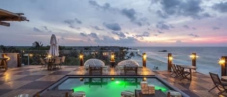 2 albercas al aire libre, camas balinesas gratuitas y camastros