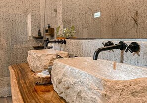 Bathroom - Hotelito Azul - A Michelin Key Winner (Tulum)