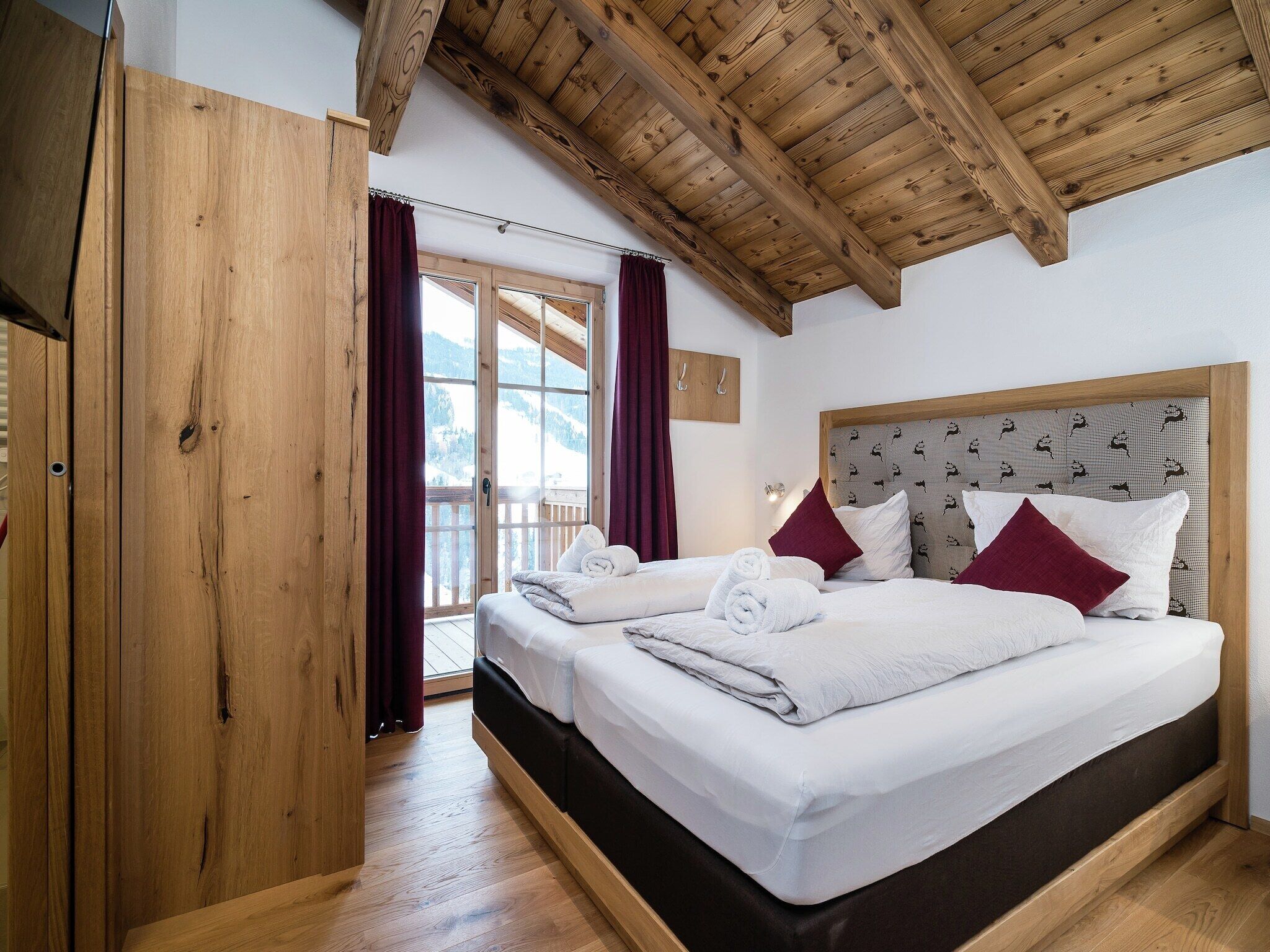 4 chambres, fer et planche à repasser, Wi-Fi