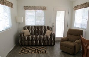 Living room - Travelers World RV Resort (San Antonio)