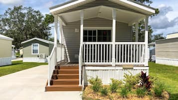 Basic Cottage | Bed sheets