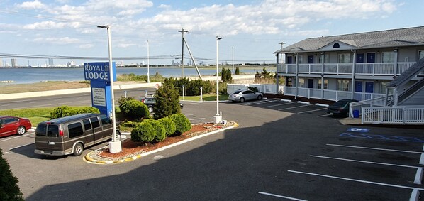 Exterior - Royal Lodge (Absecon)